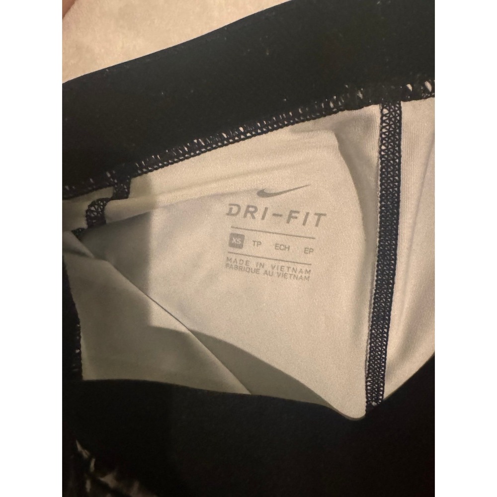 Black‎ Nike pro shorts, size xs